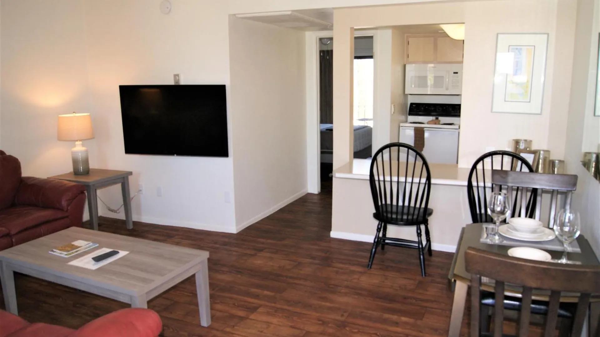 246- Fully Furnished 1Br Suite-Pet Friendly Скоттсдейл Апартаменты